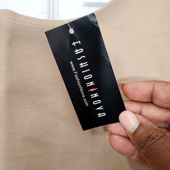 FashionNova Sculpted Ribbed Mini Dress Camel 🆕️✨️sz 2X - Picture 6 of 7